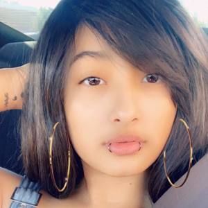 Meet your Posher, Alondra